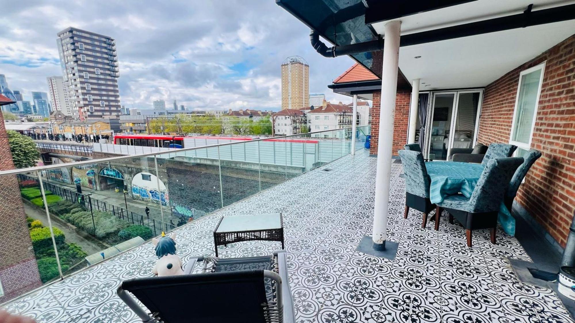 City View Sunset Luxurious Apartment In London Zone-1 Including One Family Twin Room With Its Own Stunning Private Terrace Buitenkant foto