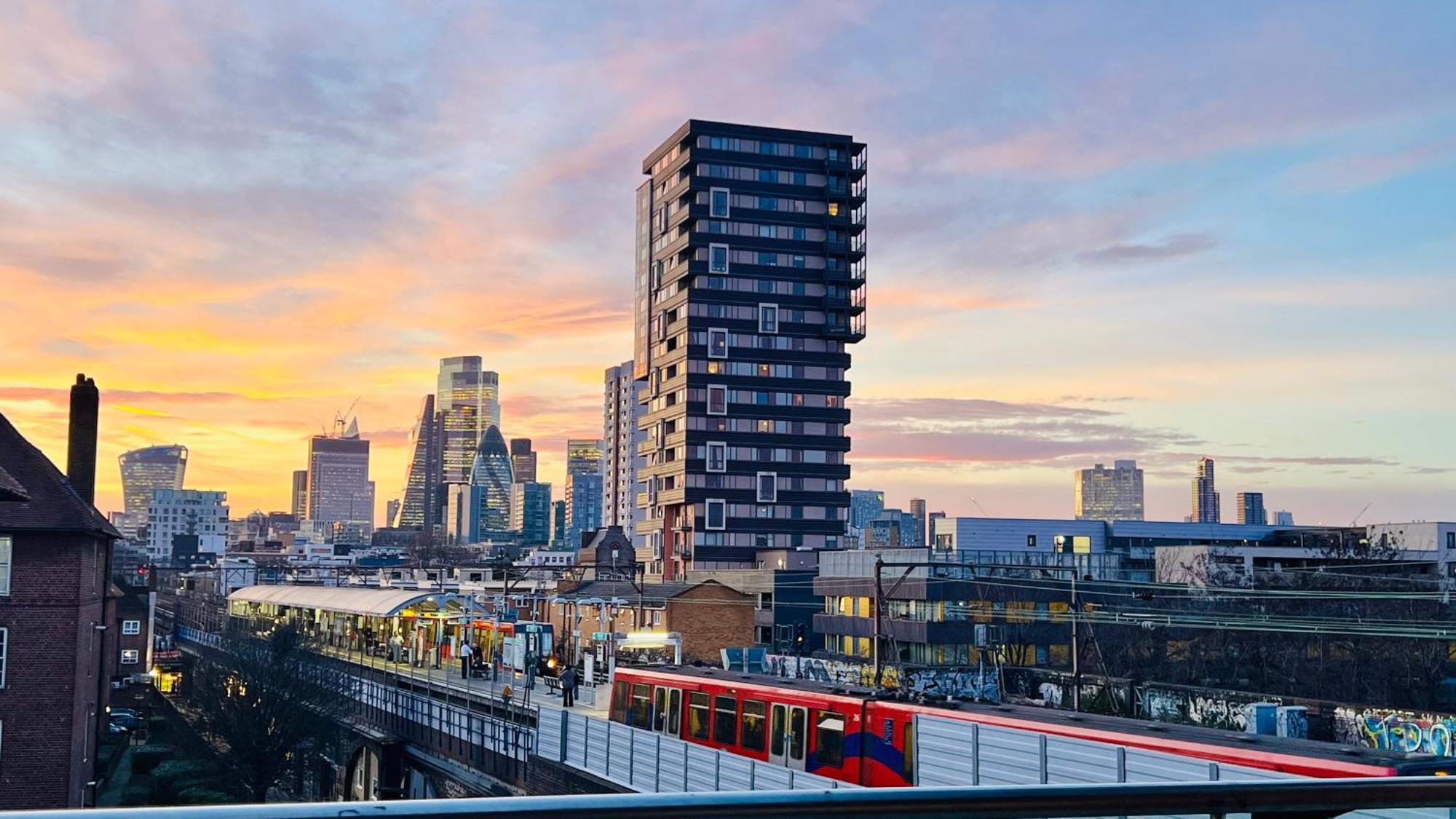 City View Sunset Luxurious Apartment In London Zone-1 Including One Family Twin Room With Its Own Stunning Private Terrace Buitenkant foto